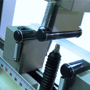 Bending Deflectometers for ISO 178, JIS K 7171, and ASTM D790 Compliant Testing